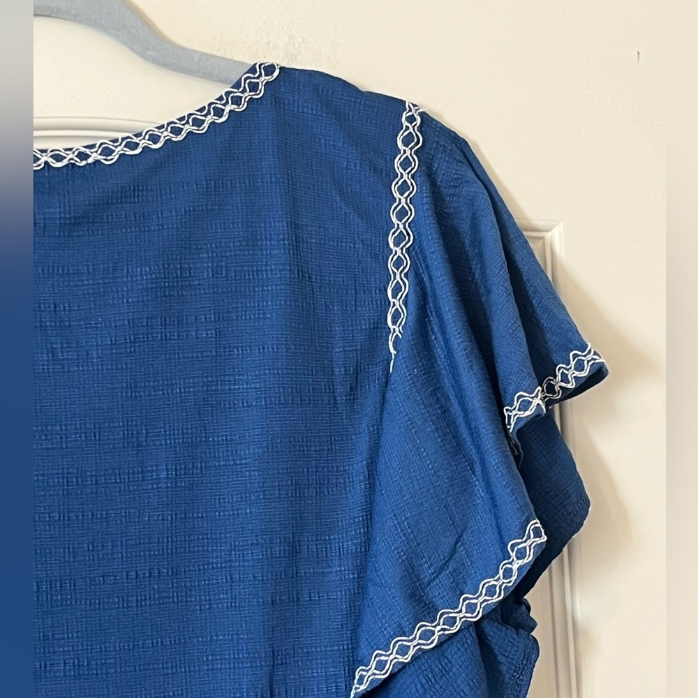 Max Studio Royal Blue Blouse with White Accents Ruffle Sleeve Size 1X - Picture 3 of 15